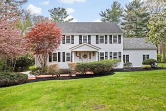 94 Till Rock Ln, Norwell, MA 02061