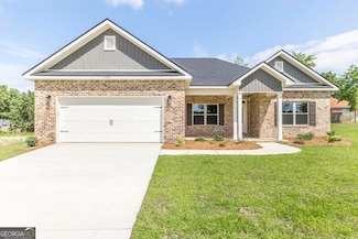 102 Reedy Ct, Perry, GA 31069