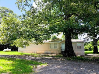 713 Plemmons Rd, Broken Bow, OK 74728