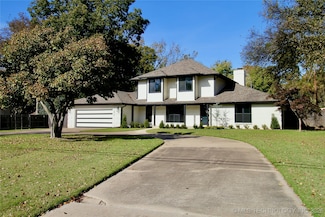 2815 E 49th St, Tulsa, OK 74105