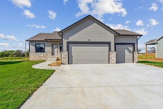 428 N Hidden Ct, Park City, KS 67147