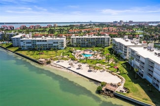 6021 Bahia Del Mar Cir Unit 534, Saint Petersburg, FL 33715