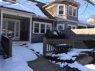 27 Country Way, South Dartmouth, MA 02748