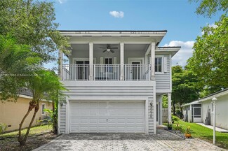 3228 SE 3rd Dr, Homestead, FL 33033