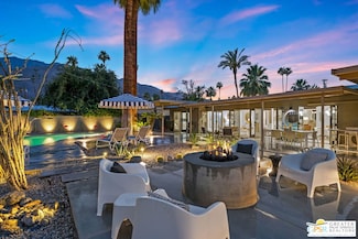 1251 E San Lorenzo Rd, Palm Springs, CA 92264