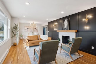 1740 Valders Ave N, Golden Valley, MN 55427
