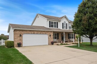 60 Whistling Straits Dr, Highland, IL 62249