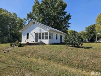 108 N 2nd St, Edwardsport, IN 47528
