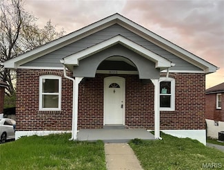 8705 Kendale Dr, Saint Louis, MO 63121