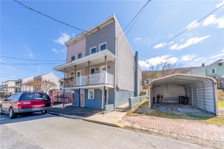 210 E Bacon St, Pottsville, PA 17901