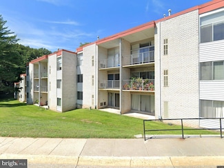 14428 Parkvale Rd Unit 3, Rockville, MD 20853