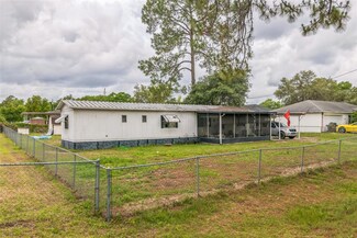 5400 SE 183rd Avenue Rd, Ocklawaha, FL 32179