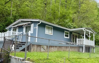 1720 Bucks Branch, Martin, KY 41649