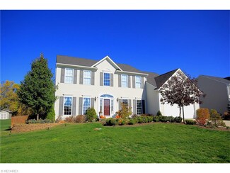 5415 Charleston Dr, Valley City, OH 44280