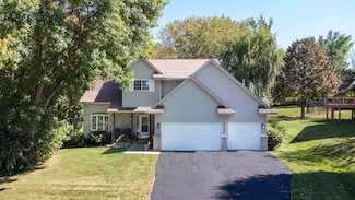 1716 Golf View Dr, Buffalo, MN 55313