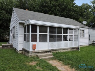 2552 Oakwood Ave, Toledo, OH 43607