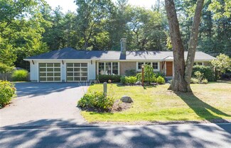195 Mill Rd, North Hampton, NH 03862