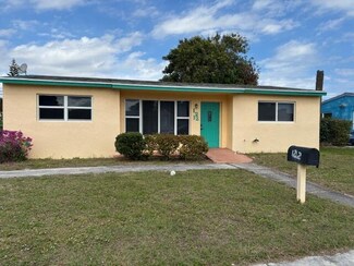 1212 W 26th St, Riviera Beach, FL 33404