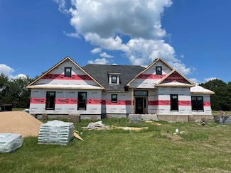 65 Emerald Ln, Greers Ferry, AR 72067