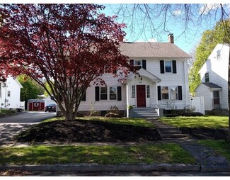 20 Wamsutta Ave, Worcester, MA 01602