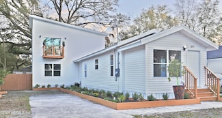 2477 Robert St, Jacksonville, FL 32209