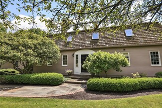 206 Sibley Rd, Honeoye Falls, NY 14472