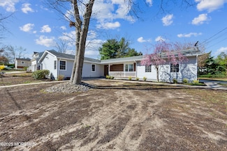 2093 Crestwood Dr, Forked River, NJ 08731