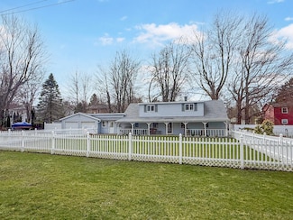 530 Baker Ave, Erie, PA 16511