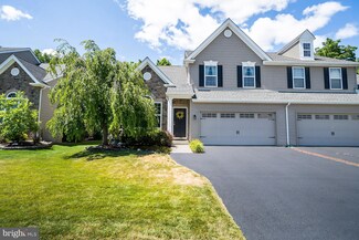 2297 Creekside Dr, Coplay, PA 18037