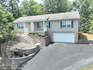 348 Ashland Dr, Ridgeley, WV 26753