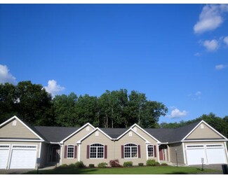 97 Tall Pines Rd Unit 18, Hampden, MA 01036