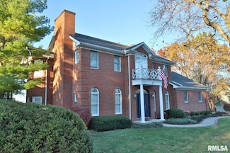 132 Star Rim Dr, East Peoria, IL 61611