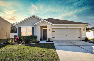 35824 Jenny Lynne Cir, Zephyrhills, FL 33541