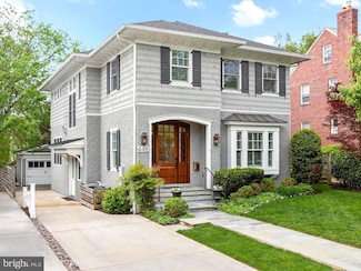 4416 Stanford St, Chevy Chase, MD 20815