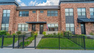 336 N Indiana Ave, Crown Point, IN 46307