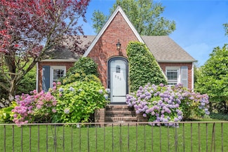 550 Nassau Blvd, West Hempstead, NY 11552