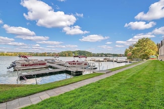 65 Lake Ave Unit 220, Worcester, MA 01604