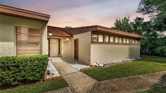 1880 N Crystal Lake Dr Unit 60, Lakeland, FL 33801