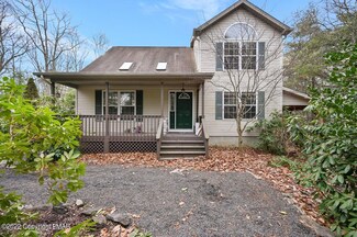 120 Chestnut Dr, Stroudsburg, PA 18360