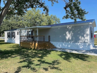 374 Worthington St, Worthington, IN 47471