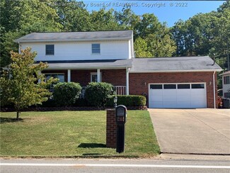 304 S Pinch Rd, Elkview, WV 25071