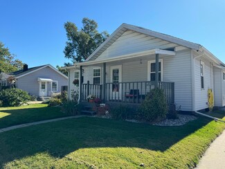 410 Oberreich St, La Porte, IN 46350