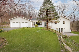 181 Picketts Ridge Rd, Redding, CT 06896