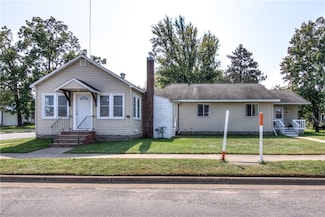 306 W Brown St, Augusta, WI 54722
