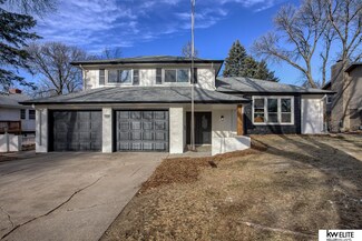 1824 Holling Dr, Omaha, NE 68144