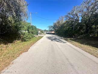 1121 Willard Ave, Lehigh Acres, FL 33972