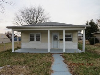 1914 N 3rd Ave, Evansville, IN 47710
