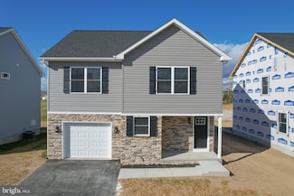 517 S Spring St, Martinsburg, WV 25401