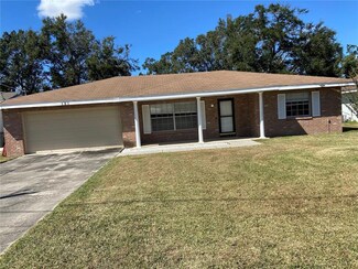 121 Okaloosa Dr, Winter Haven, FL 33884