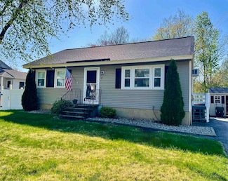 67 Gantry St, Manchester, NH 03103